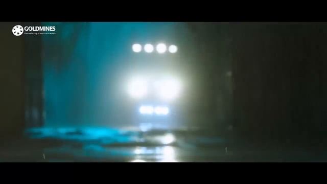 स्कूल की बस जब पानी में गिर गयी तो देखिये विजय ने कैसे बचाया सब बच्चो को смотреть онлайн