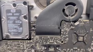 Разбор и замена жесткого диска на iMac 27" A1419