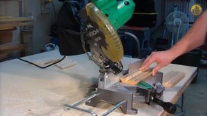 Торцовочная пила Hitachi C10FCE2