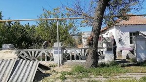 Нести тяжело, бросить жалко.