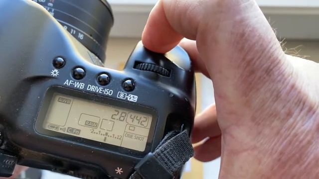 Zeiss/Contax/Yashica - Canon EOS EF with AF PROGRAMMABLE dandelion chip. (For Richard C. #2.) смотреть онлайн