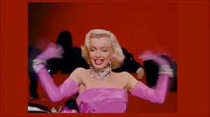 Diamonds are a girl's best friend ~ Marilyn Monroe (Gentlemen prefere blondes, 1953)