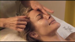 Уходовая SPA-процедура на основе космецевтики KLAPP