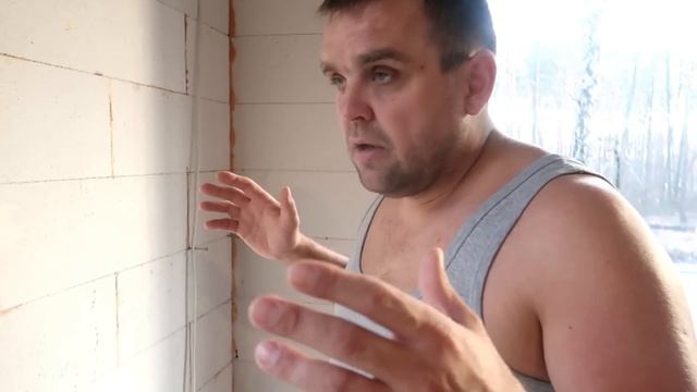 Кирпич или газоблок? из чего строить стены ?