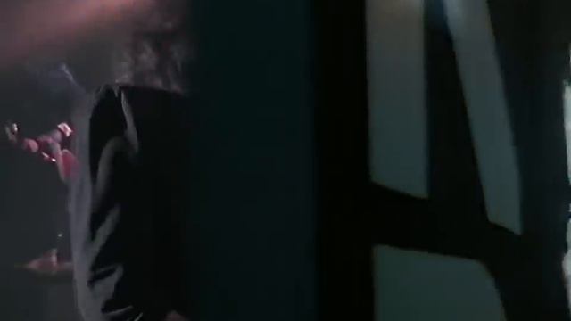 RUN DMC - Walk This Way (Official HD Video) ft. Aerosmith смотреть онлайн