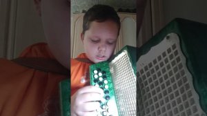 Разбор песни на баяне "Там где клён шумит"