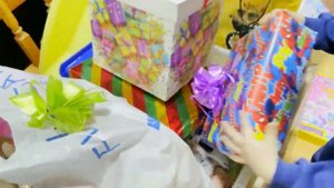 ПОДАРКИ РАСПАКОВКА?ДЕНЬ РОЖДЕНИЕ АМИНЫ 7 ЛЕТ ?