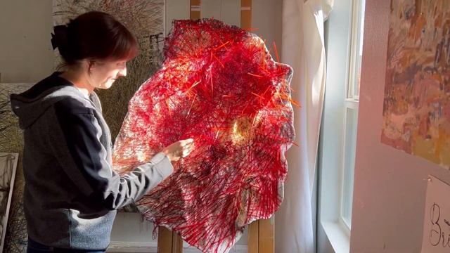 3D Fiber sculpture WIP. #fiberartnow #claremontartscene #indigenousart #textileartsla смотреть онлайн