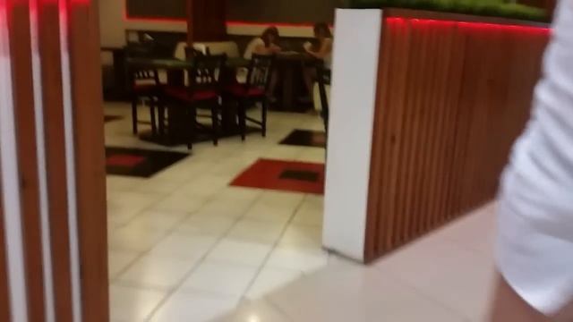 ВЛОГ: Ищем BUBBLE WAFFLE  Гуляем по Набережной