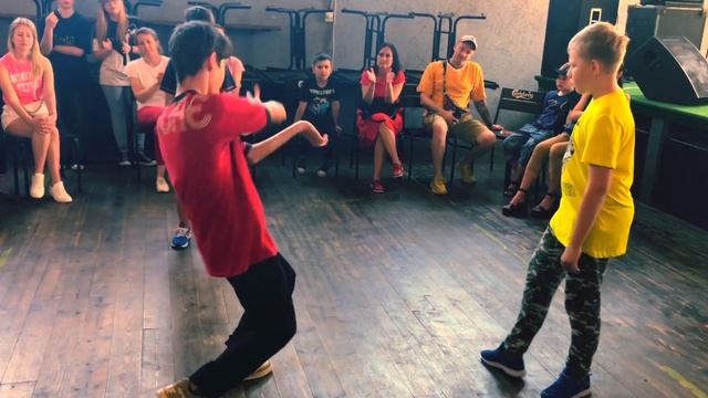 SanSay VS Dikij VS Lex смотреть онлайн