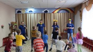 Детский танец "Цыпленок Пи"