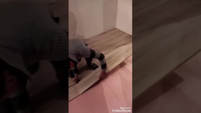 Стилим ламинат своими руками без порога длиной 15 метров смотреть онлайн