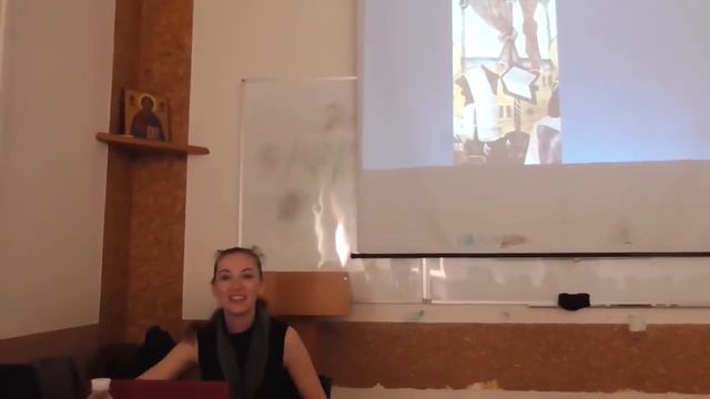 Еволюція художніх форм вівтарного простору: від літургійних тканин до іконостасу