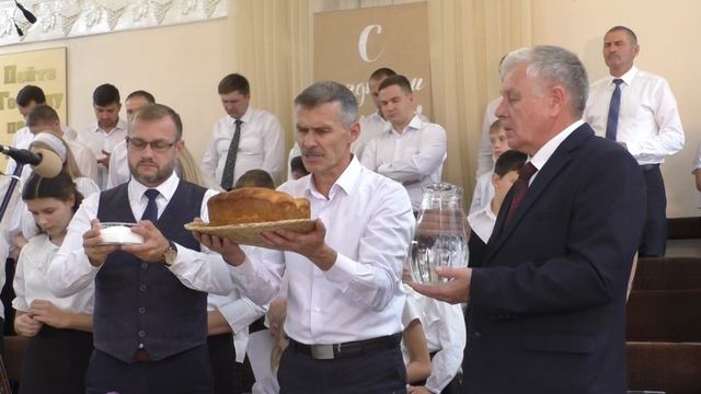 МОЛИТВА БЛАГОДАРНОСТИ ЗА ХЛЕБ, СОЛЬ И ВОДУ (Церковь ЕХБ г. Абакан)