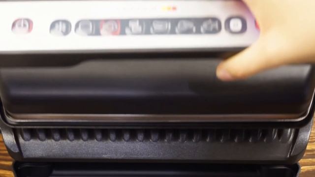 ПАНИНИ с курицей-гриль с помощью Optigrill от Tefal смотреть онлайн