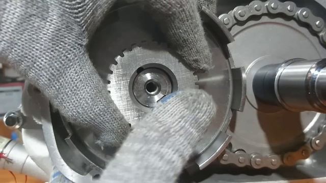 Редуктор на двигатель Lifan 15, 11 и 9 л.с. с многодисковым центробежным сцеплением смотреть онлайн