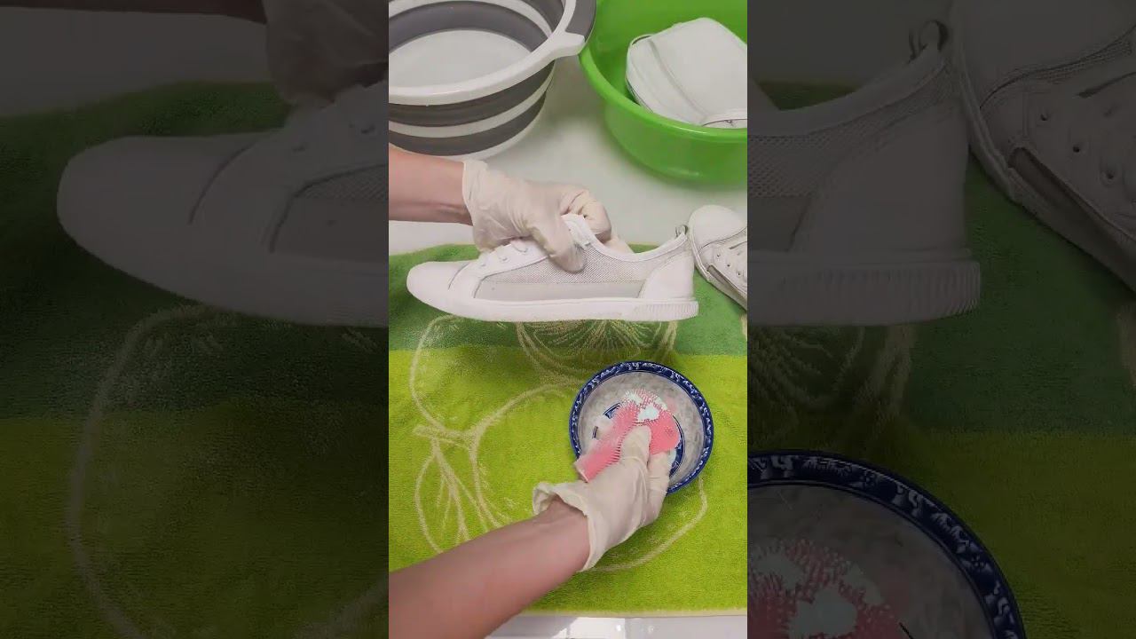 Белые кеды и сумка: секрет чистки белых вещей! #кеды #сумка #отбелить #белыекеды #какотмыть #чистка