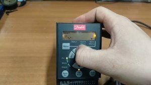 Настройка частотного преобразователя Danfoss Пуск/стоп через реле