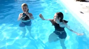 Макияж под водой!!!Кто выиграл спор?