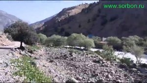 Каратаг это река, гора и селение в Шахринавском районе Таджикистана