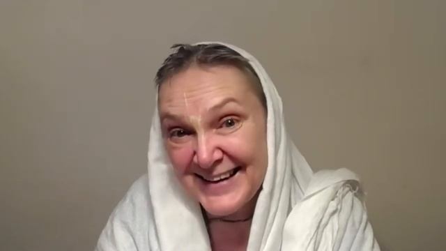 2021.03.17-Наше воспевание для Кришны, не для нас (Настройка на джапу, ШДМ)-Е.М.Кришнаприя деви дас смотреть онлайн