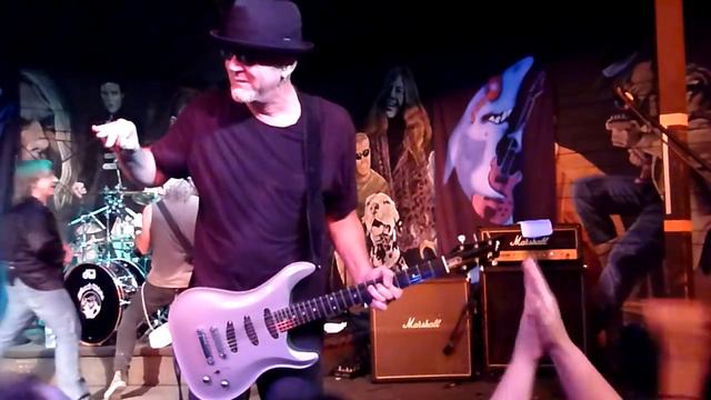 Can't Shake It(Great White W/Jani Lane) смотреть онлайн