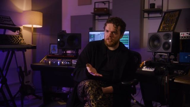 Behind the scenes with Crew Create смотреть онлайн