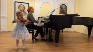 Г Фрид "Вальс снежинок" М Качурбина "Мишка с куклой"