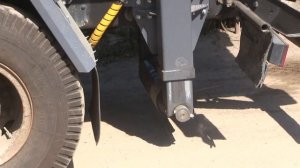 Мусоровоз контейнерный WERNOXlift на шасси Камаз 6520.mp4