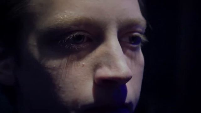 Интервью с собой Социальный ролик про нашу жизнь 16+