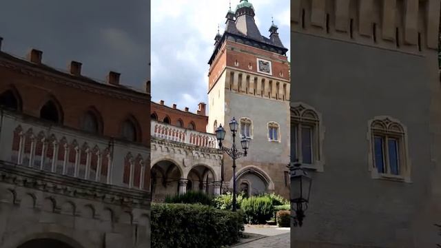 Рыбацкий Бастион в Будапеште. Bastion in Budapest. Замок в парке Варошлигет