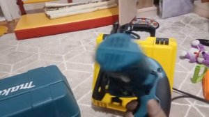 аккумулятор на электроинструмент !