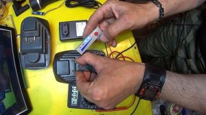 Блок питания для зарядки шуруповёрта  Power supply for charging the screwdriver