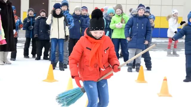 Видео Газета - По дороге в Зеркальный Замок [2018 год] смотреть онлайн
