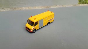 Mercedes Vario Kastenwagen im Maßstab 1:87 mit LEDs