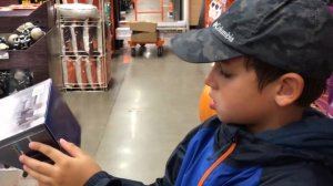 Spirit Halloween 2019/ Декорации на Хэллоуин в Америке