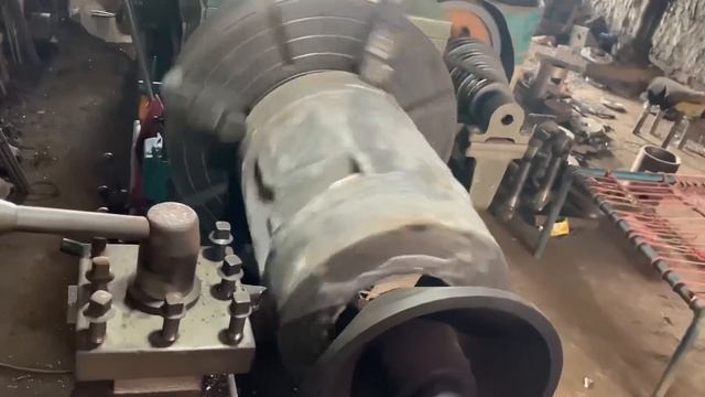 Как опытный механик делает поршень компрессора Grasso _ Производство поршня компрессора 4K - 1ЖЖ