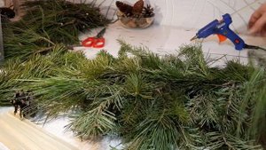 Еловая гирлянда своими руками/Coniferous garland