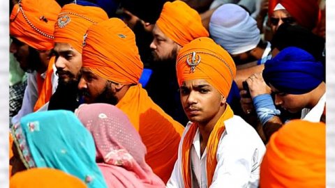 Зачем Индусы носят тюрбан