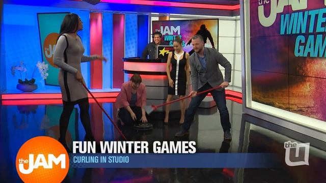DIY Curling Winter Game with a Roomba смотреть онлайн