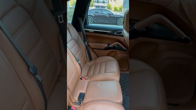 видео салона porsche cayenne platinum edition 2016