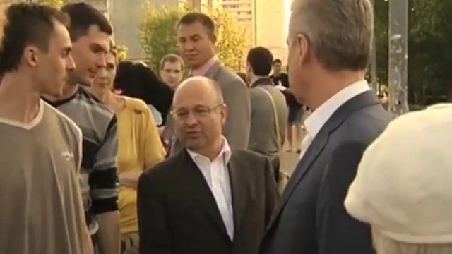 Собянин посмотрел благоустройство парка Медведково смотреть онлайн