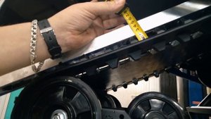 Регулировка натяжения гусеницы на снегоходах Irbis.