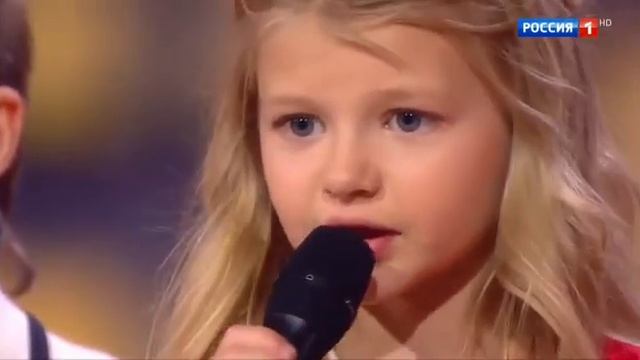 Девочка очень душевно читает стихи. Аж до слез. смотреть онлайн