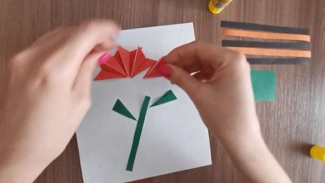 Аппликация "Поздравительная открытка к 9 Мая" в средней группе 07.05.20 смотреть онлайн