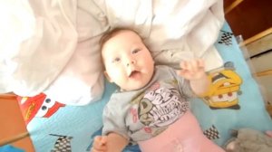 Ребенок разговаривает в 3 месяца. Класс!!!!! Смотреть всем!!!