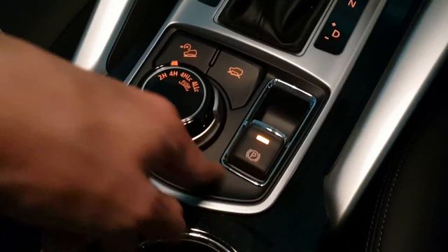 In Depth Tour Mitsubishi Pajero Sport Dakar 4x4 CKD [QE] - Indonesia смотреть онлайн