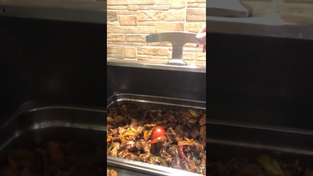 Ужин в отеле Sharjah Carlton 4*