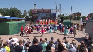 "Моя Россия, моя страна" - Танцевальный флешмоб ко Дню России