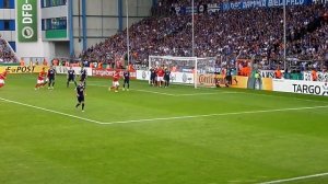 DFB Pokal 2015/16 Arminia Bielefeld vs. Hertha BSC Ecke für Hertha